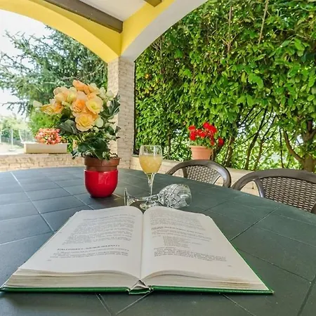 House Ana Hébergement de vacances *